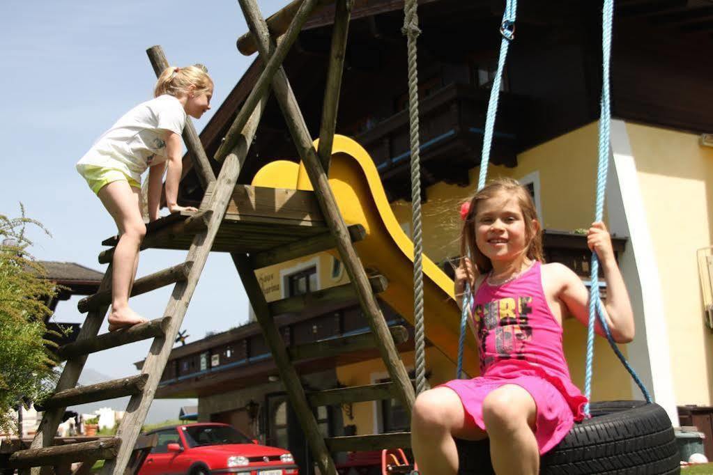 Haus Katharina, Summercard Included Kaprun Zewnętrze zdjęcie