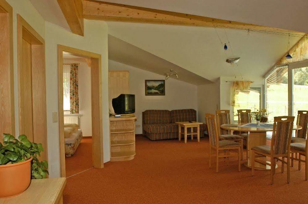 Haus Katharina, Summercard Included Kaprun Zewnętrze zdjęcie